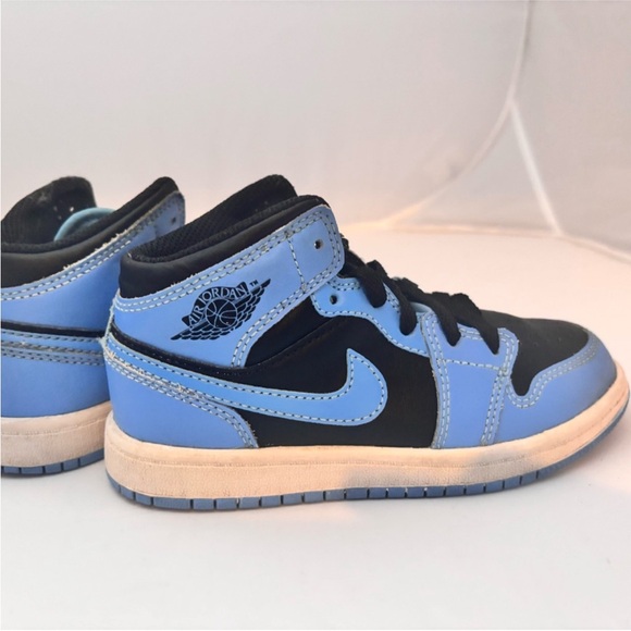 Jordan Kids Black and Light Blue Sneakers - Picture 2 of 5